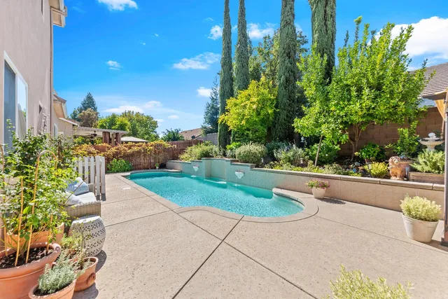 $850,000 | 8105 Bauser Avenue, Roseville, CA 95747