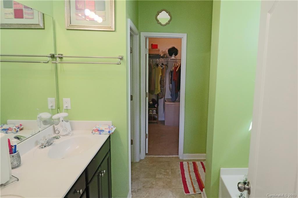 12915 Longstraw Road, Unit 151 Charlotte, NC 28227 - Photo 16 of 28 Gallery Image 16
