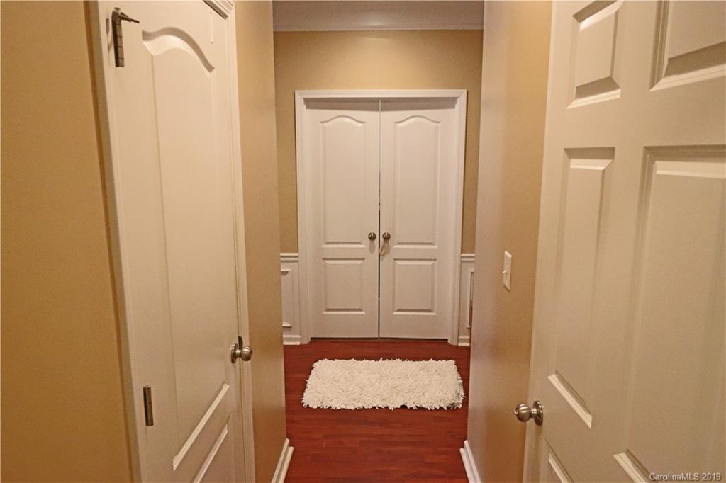 12915 Longstraw Road, Unit 151 Charlotte, NC 28227 - Photo 7 of 28 Gallery Image 7