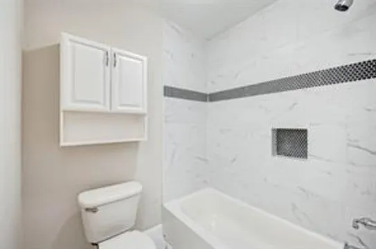 $2,200 | 6802 Glenray Drive, Houston, TX 77084