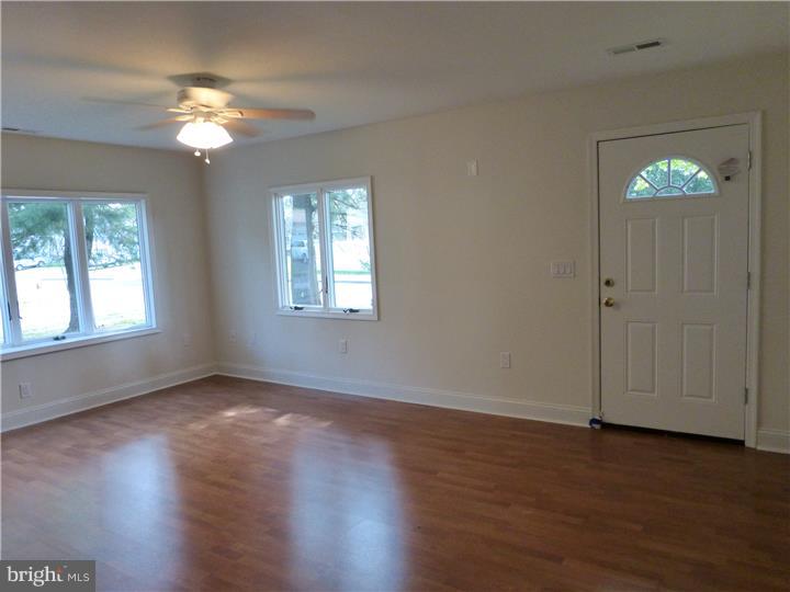 74 Goodturn Road Levittown, PA 19057 - Photo 2 of 16 Living Room