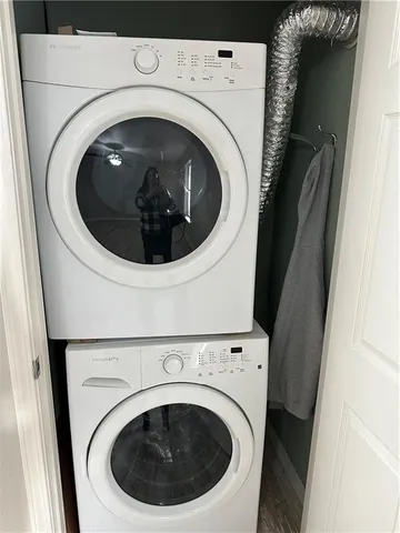 $89,000 | 2201 Houma Boulevard, Unit 207, Metairie, LA 70001