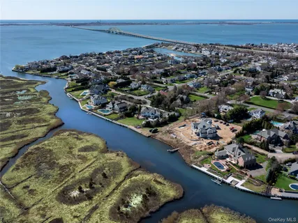 $3,499,000 | 27 True Harbour Way, West Islip, NY 11795