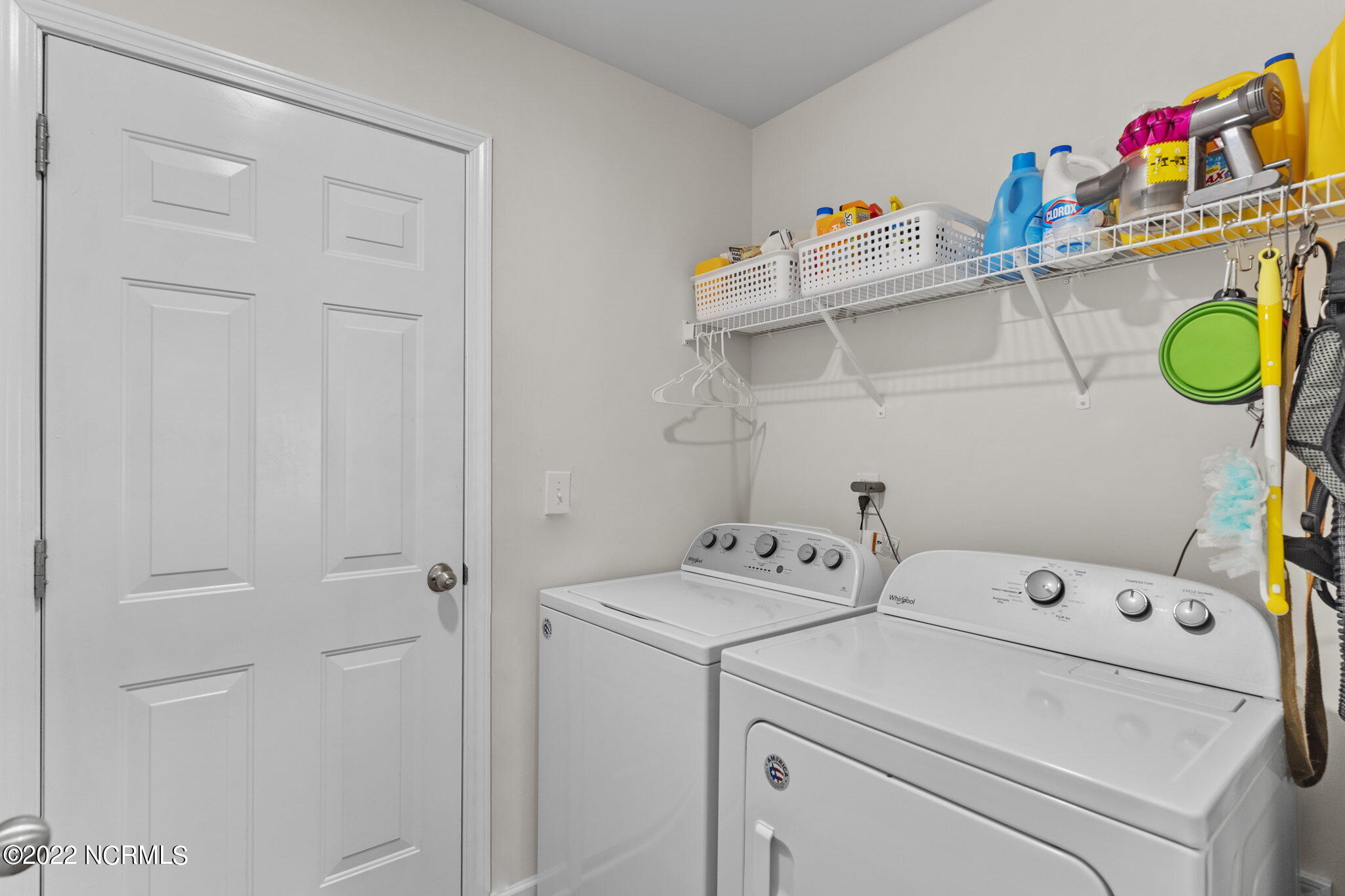 680 Aurora Place Hampstead, NC 28443 - Photo 26 of 35 Laundry Room