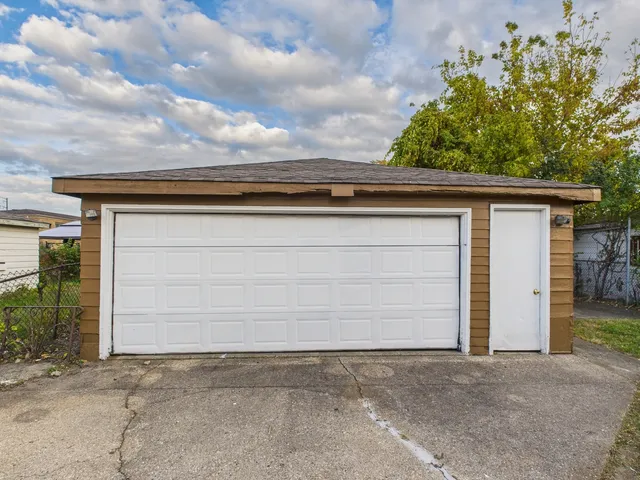 $199,900 | 235 32nd Avenue, Bellwood, IL 60104