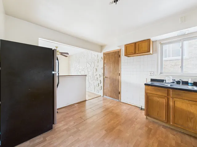 $199,900 | 235 32nd Avenue, Bellwood, IL 60104