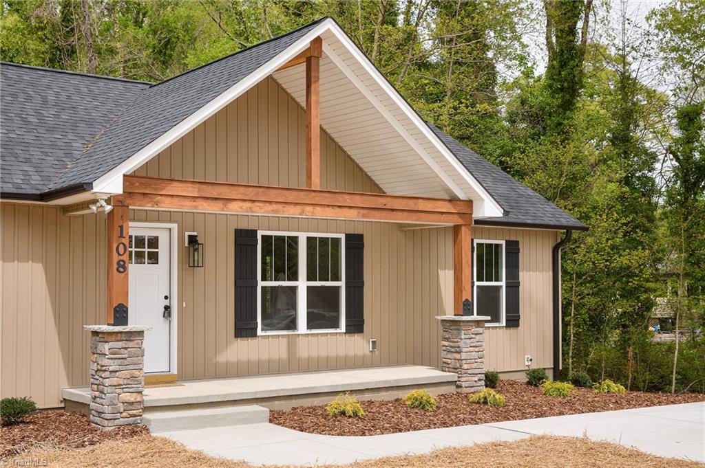 108 Unity Street Thomasville, NC 27360 - Photo 3 of 27