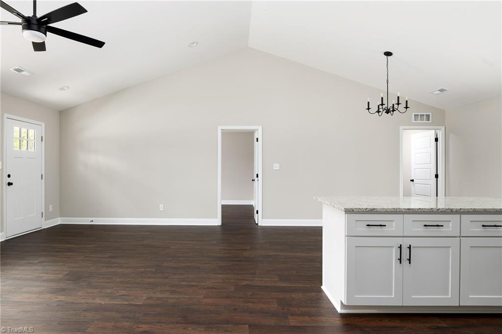 108 Unity Street Thomasville, NC 27360 - Photo 6 of 27