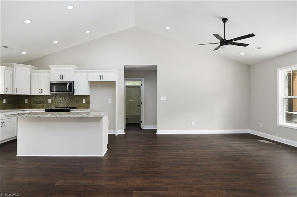 108 Unity Street Thomasville, NC 27360 - Photo 7 of 27