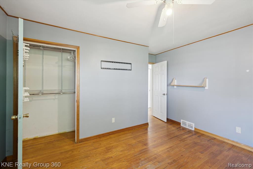 5455 Oak Grove Road Howell, MI 48855 - Photo 19 of 36
