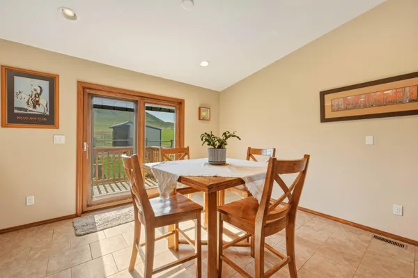$729,000 | 18 North Rail Road, Banner, WY 82832