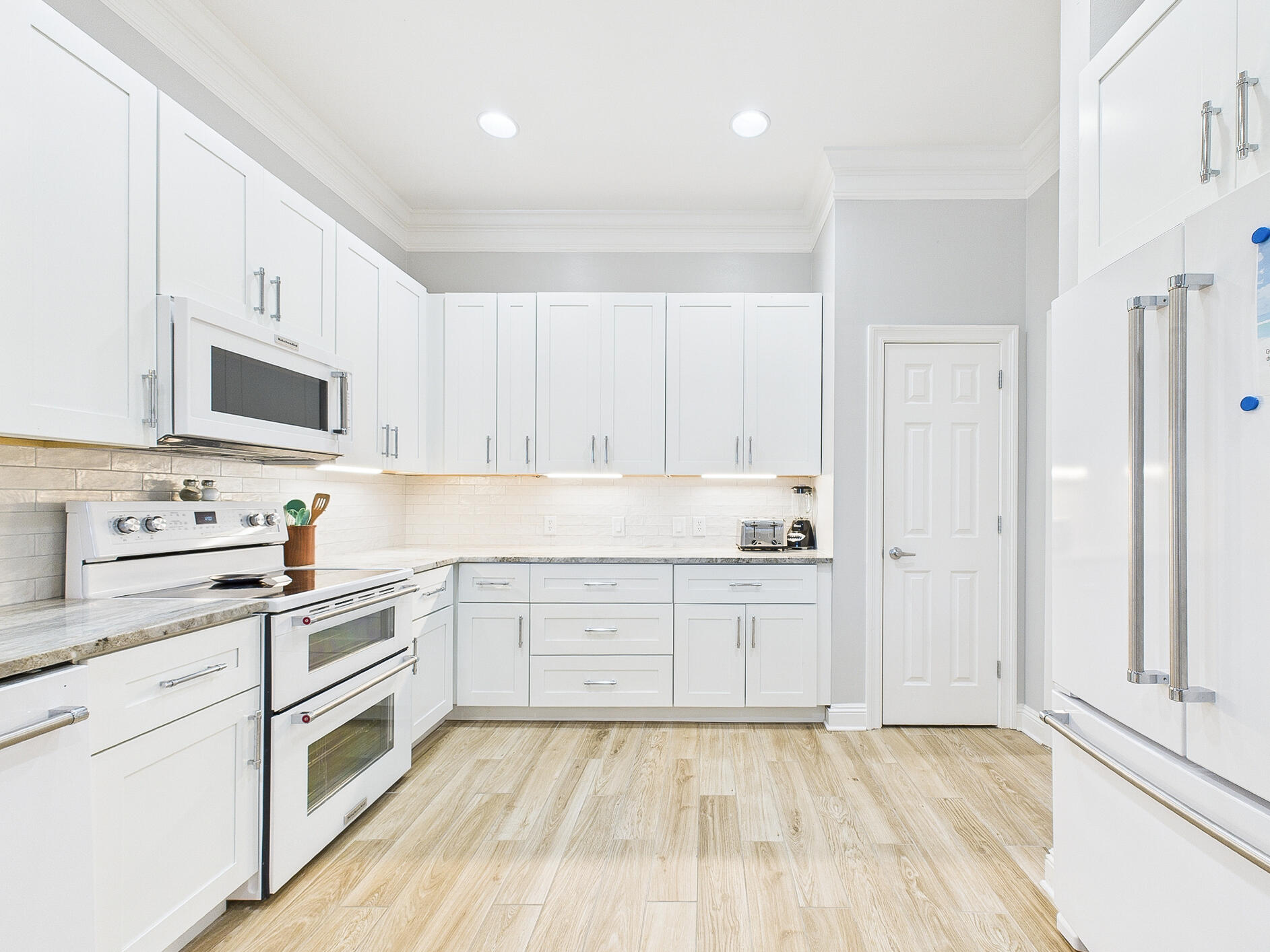 4634 Sunset Pointe Destin, FL 32541 - Photo 17 of 68 Kitchen