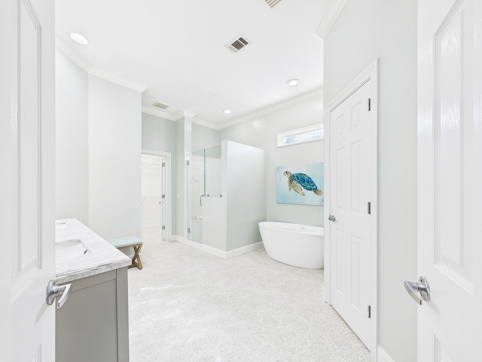 4634 Sunset Pointe Destin, FL 32541 - Photo 27 of 68 a view of a livingroom with furniture and a hallway