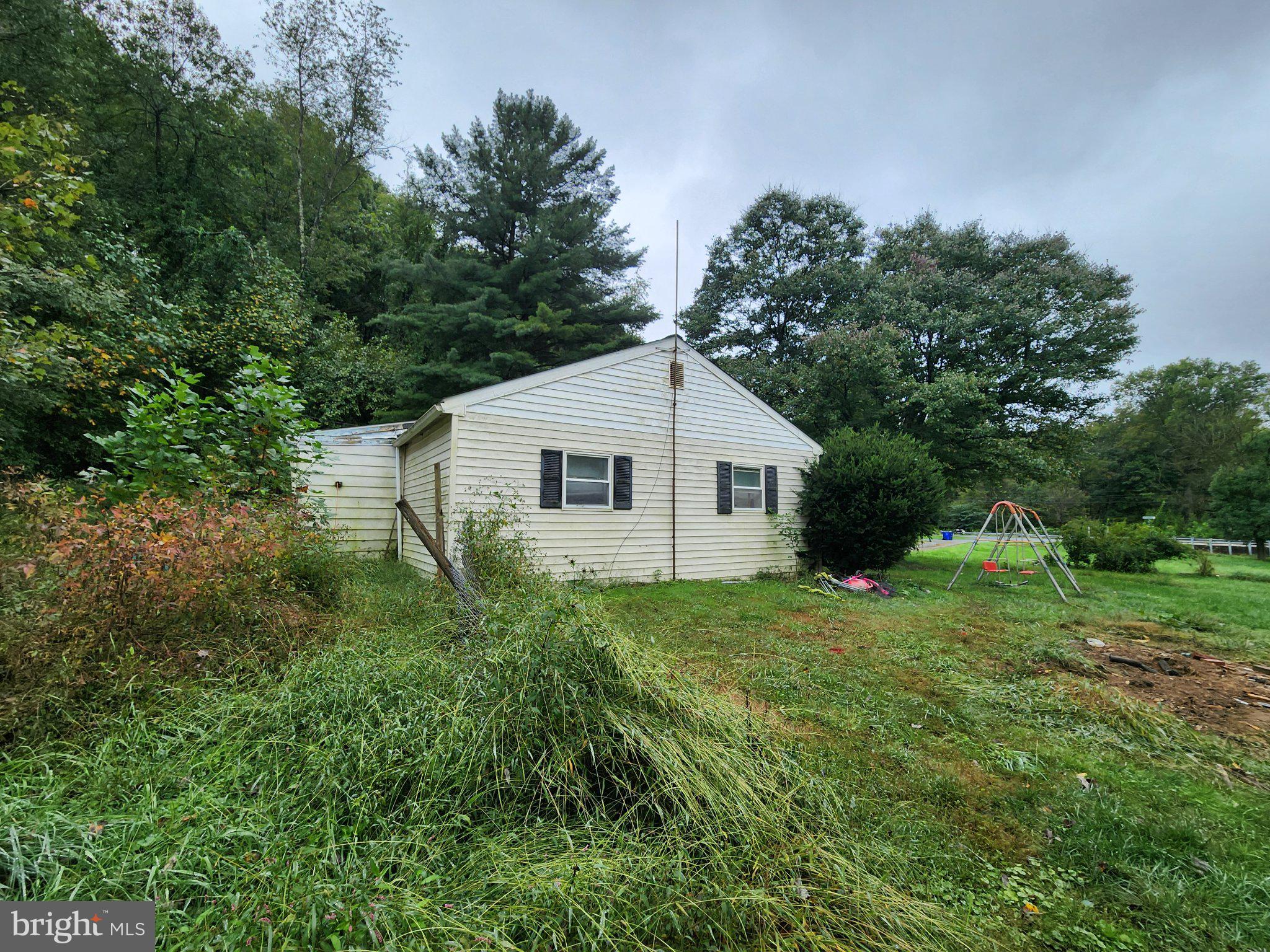 415 Twin Arch Road Mount Airy, MD 21771 - Photo 19 of 22 Gallery Image 19