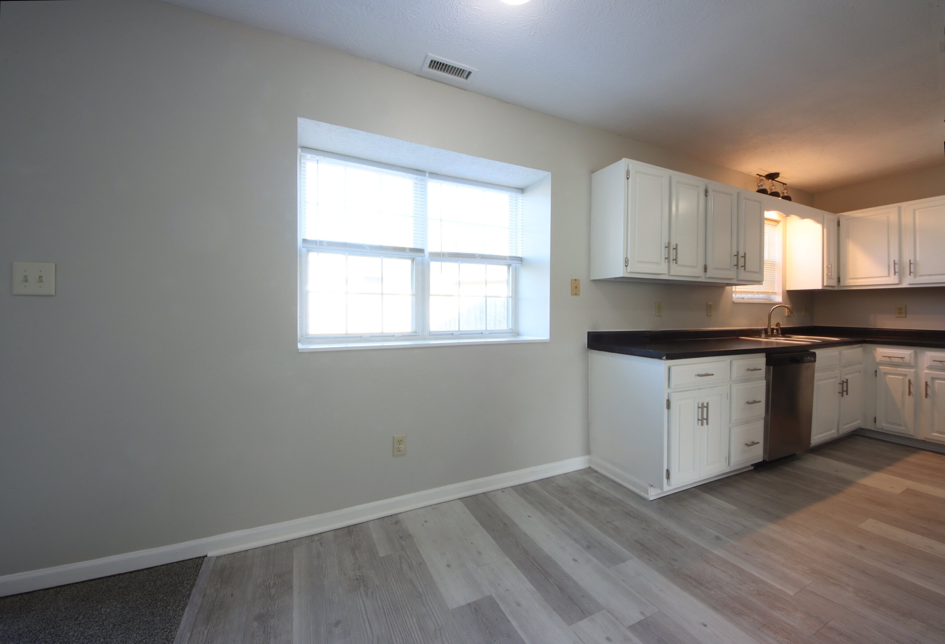 6468 Decatur Commons Indianapolis, IN 46221 - Photo 21 of 42