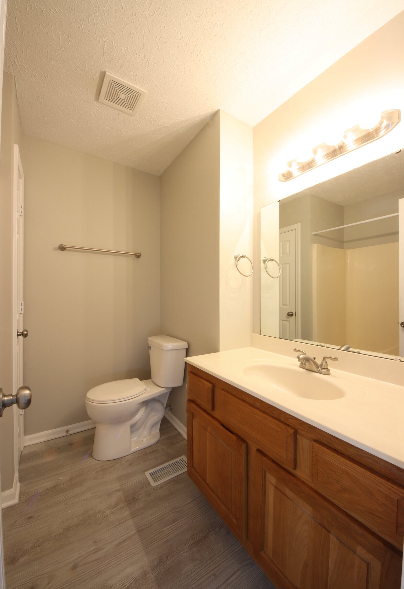 6468 Decatur Commons Indianapolis, IN 46221 - Photo 32 of 42