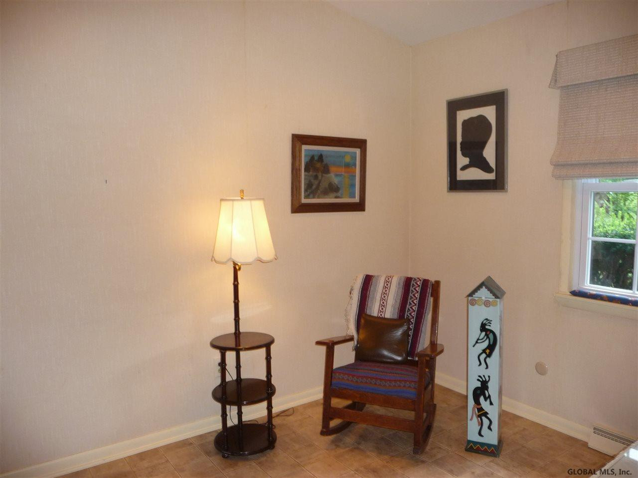 86 Devon Road Bethlehem, NY 12054 - Photo 15 of 25 Photo 15