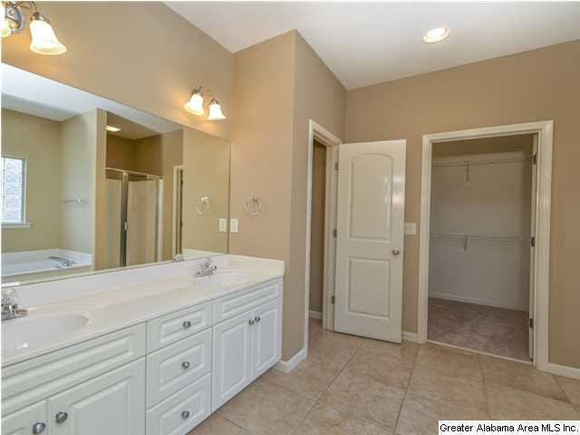 1064 Maryanna Road Calera, AL 35040 - Photo 13 of 30