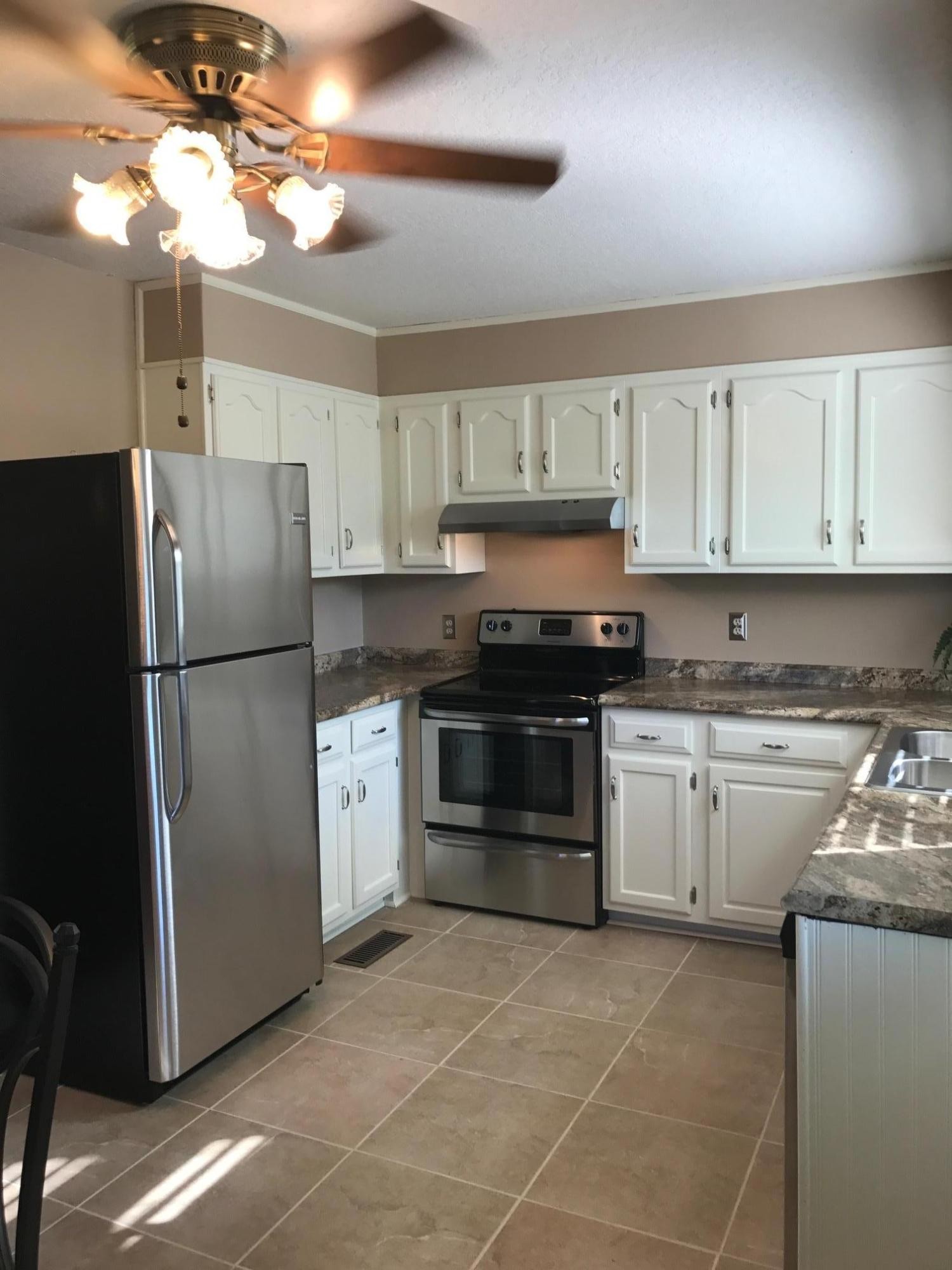 524 Raccoon Valley Road Powell, TN 37849 - Photo 4 of 24
