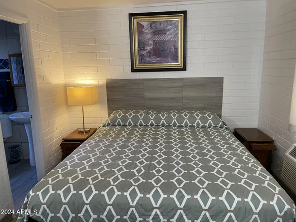 $2,700,000 | 8019 East Main Street, Mesa, AZ 85208