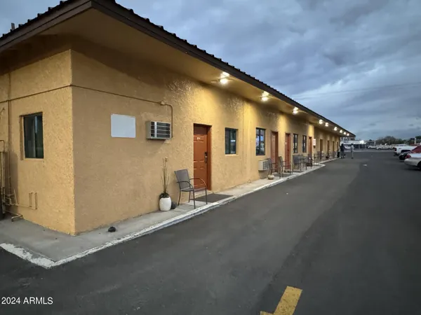 $2,700,000 | 8019 East Main Street, Mesa, AZ 85208