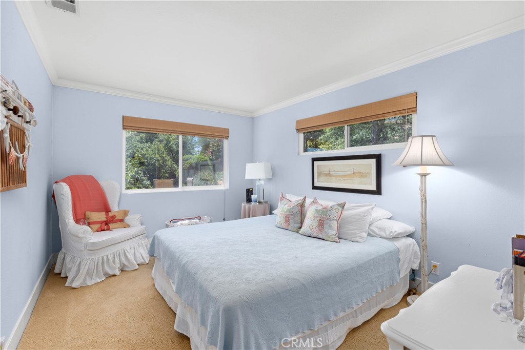 3237 Canonita Drive Fallbrook, CA 92028 - Photo 28 of 55 a bedroom with a bed and a couch