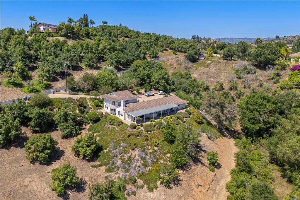 3237 Canonita Drive Fallbrook, CA 92028 - Photo 41 of 55 an aerial view of house with yard