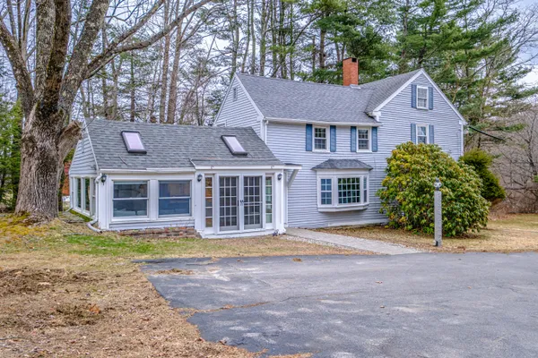 $839,900 | 58 Allen Ave Extension, Falmouth, ME 04105