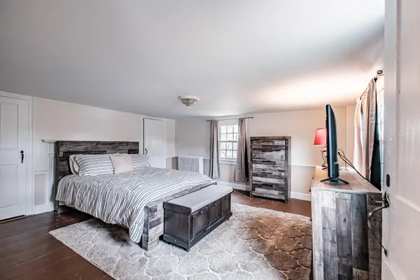 $839,900 | 58 Allen Ave Extension, Falmouth, ME 04105