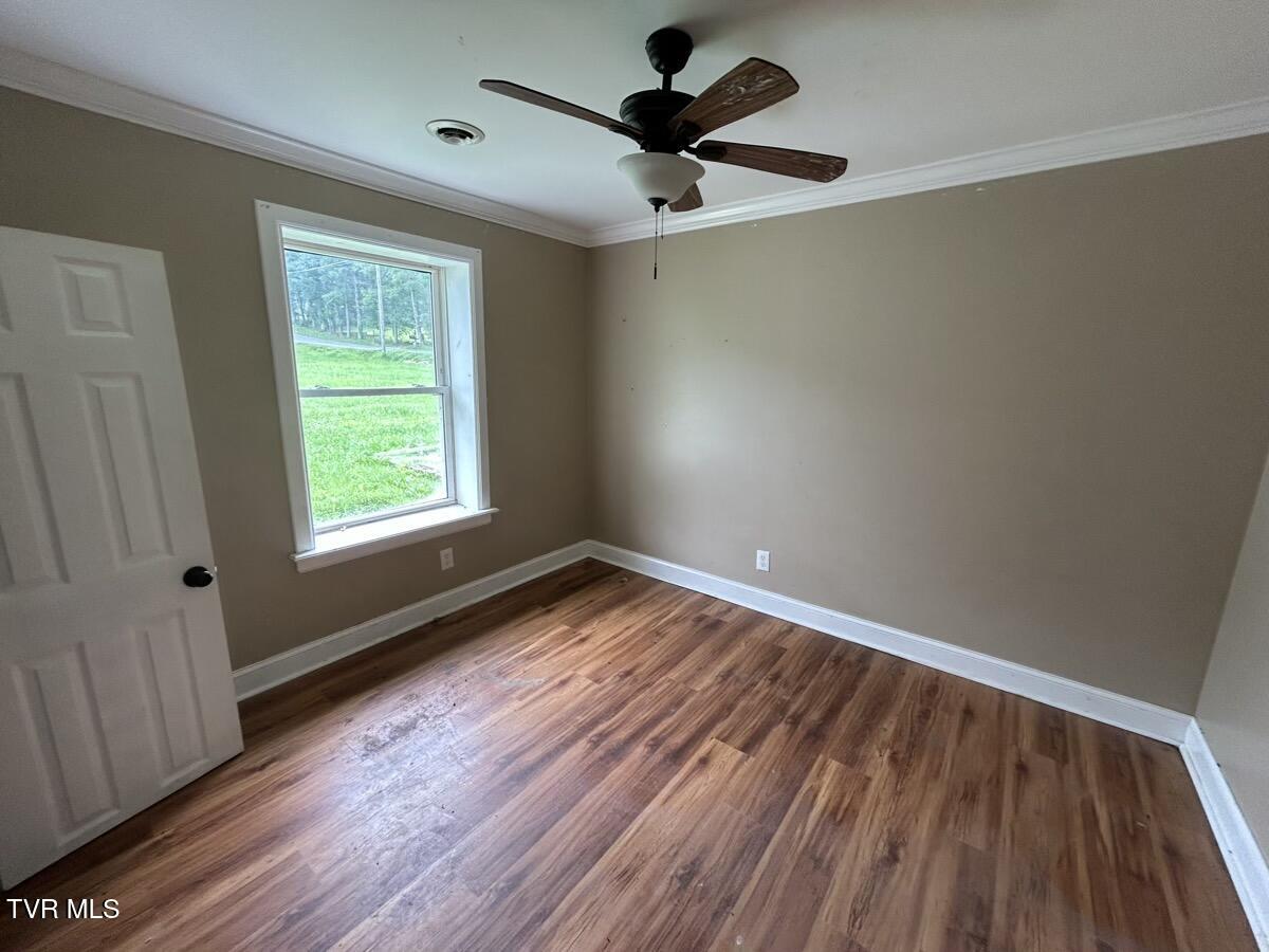 105 Deacon Creek Road Erwin, TN 37650 - Photo 11 of 14 IMG_1634