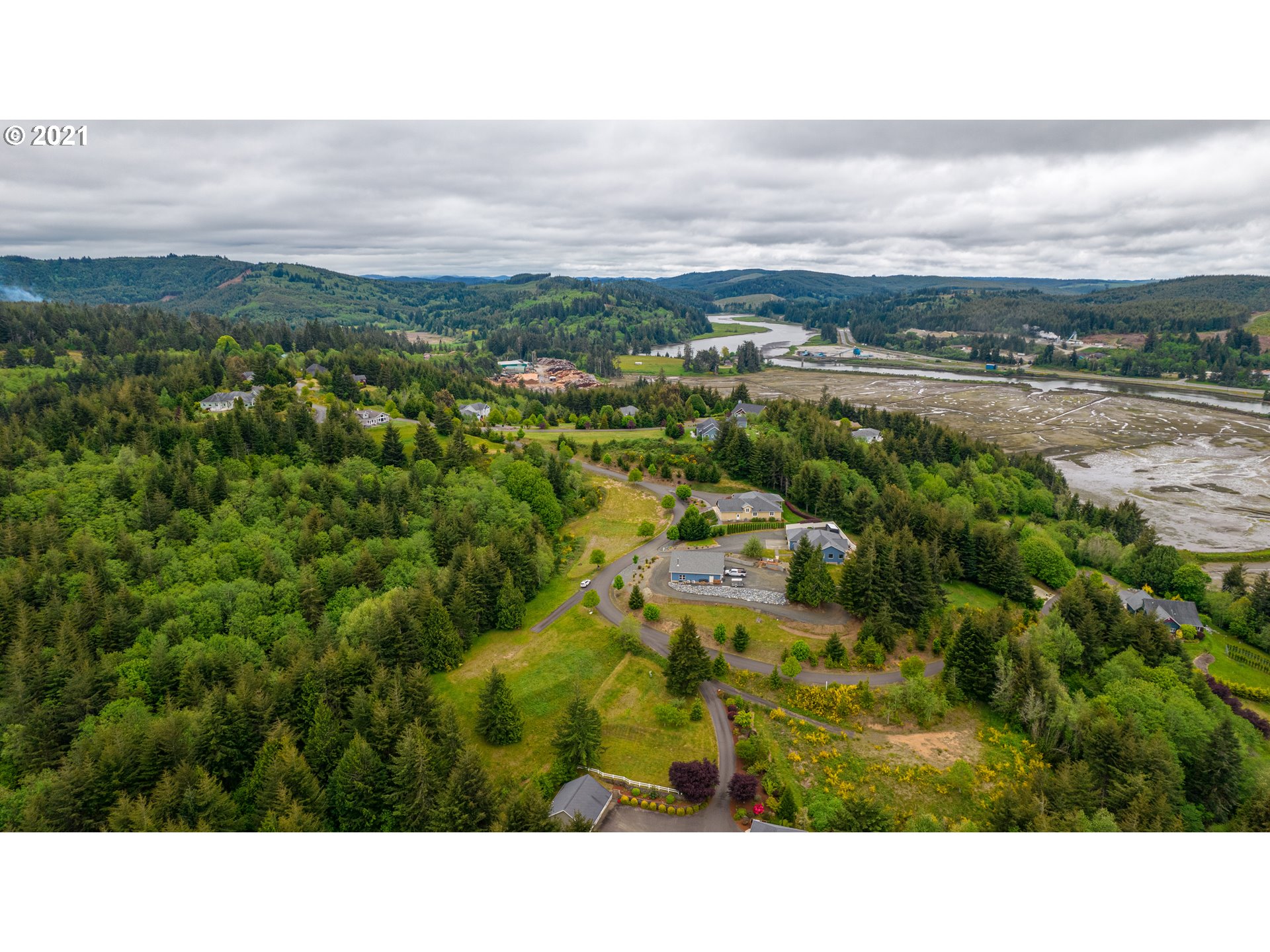0 Double Eagle Road, Unit 1909 Coos Bay, OR 97420 - Photo 5 of 10 Gallery Image 5