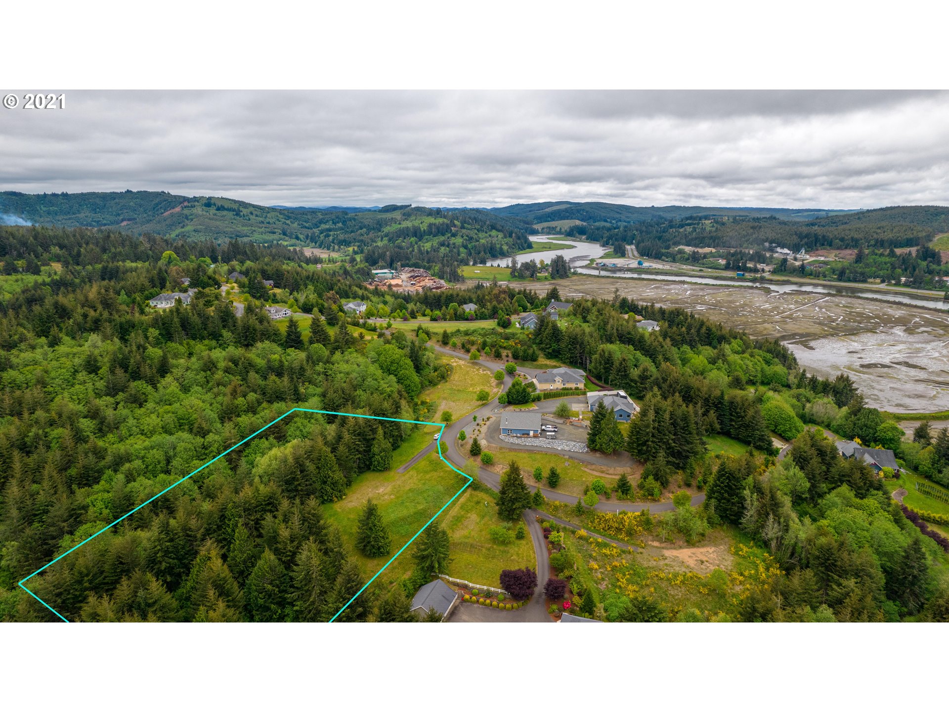 0 Double Eagle Road, Unit 1909 Coos Bay, OR 97420 - Photo 6 of 10 Gallery Image 6