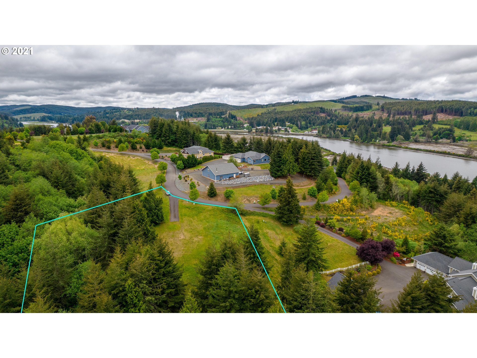 0 Double Eagle Road, Unit 1909 Coos Bay, OR 97420 - Photo 8 of 10 Gallery Image 8