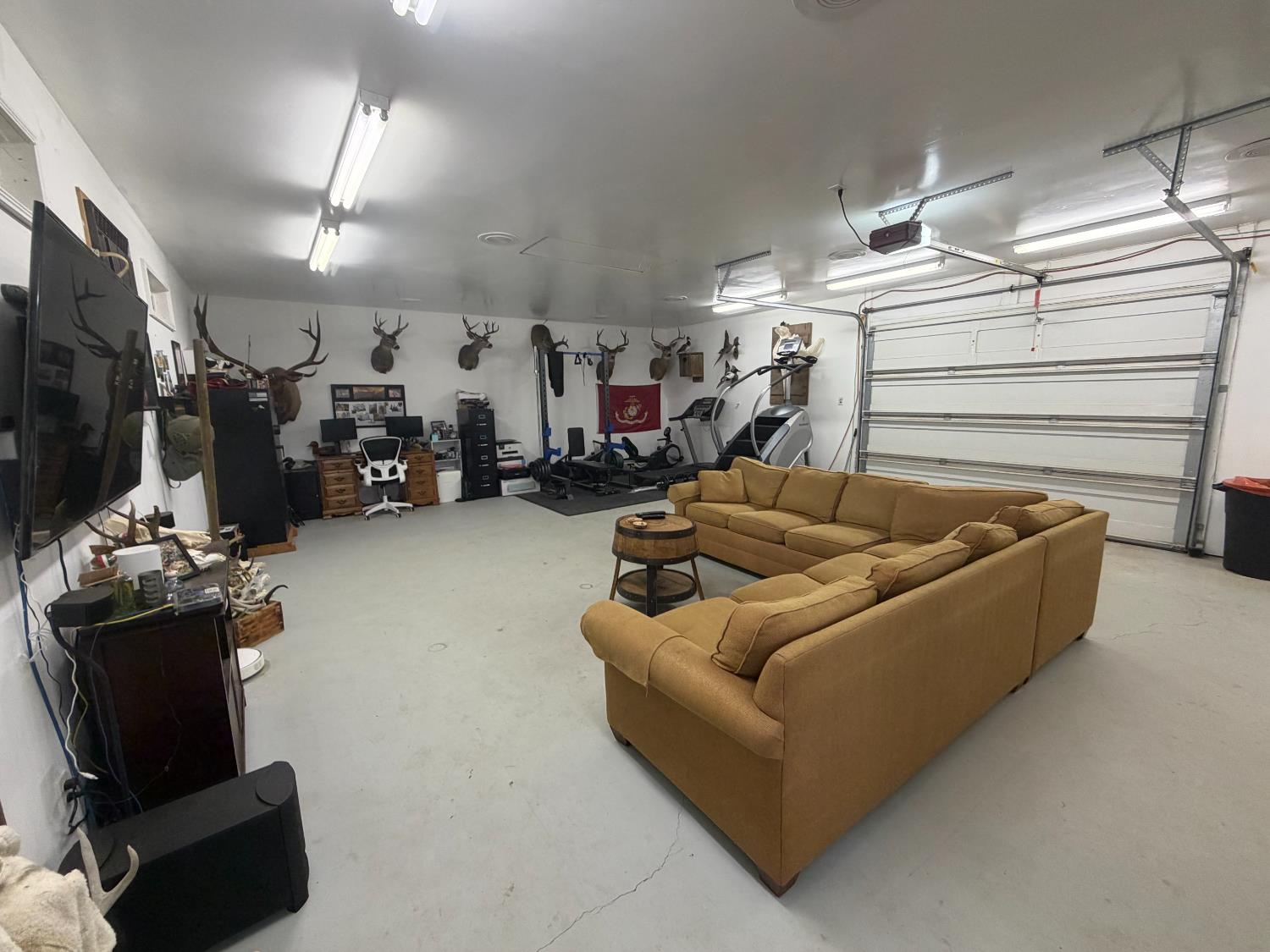 5712 East Jahant Road Galt, CA 95632 - Photo 23 of 42 Inside of garage.