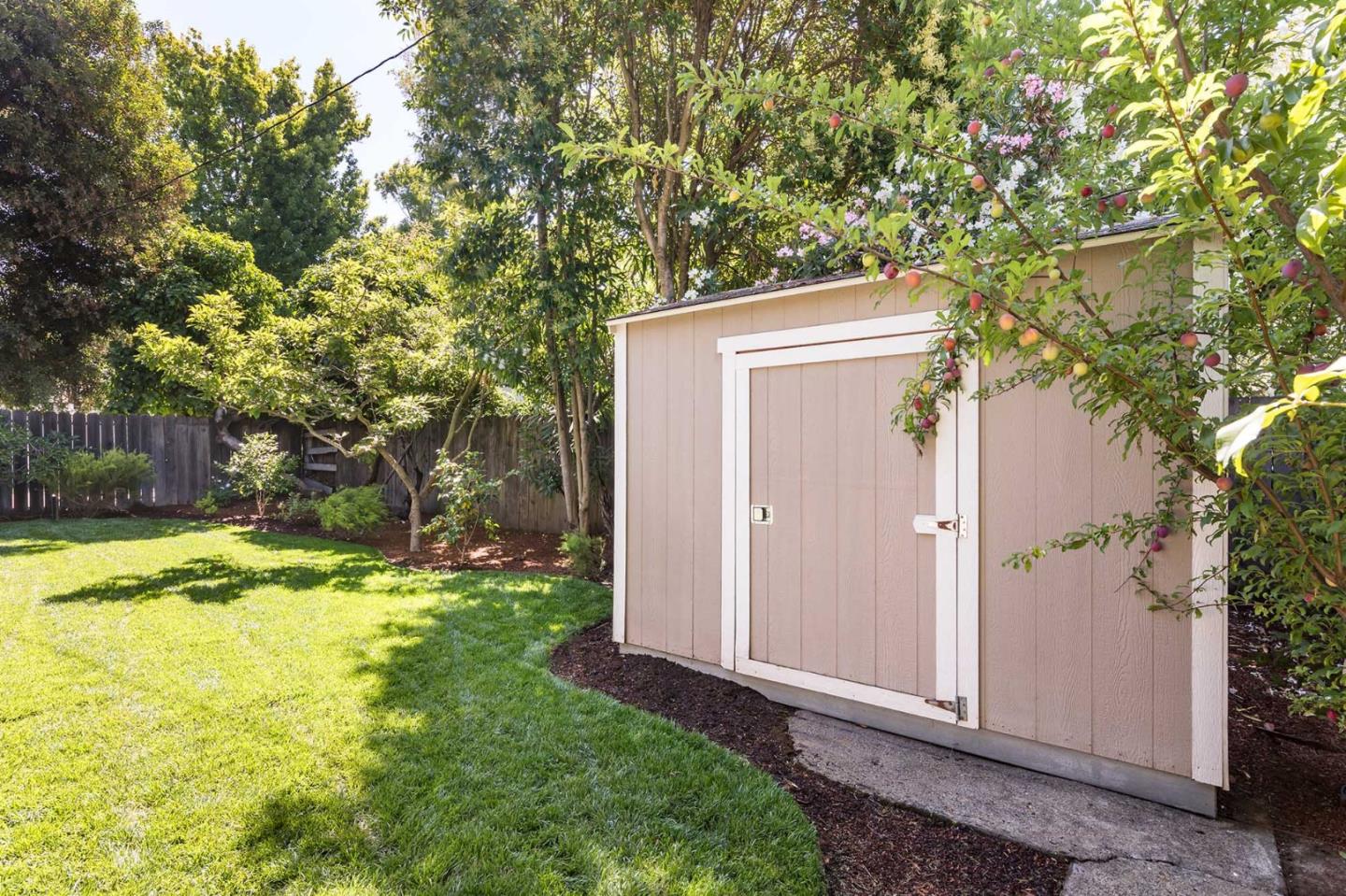 1110 Embarcadero Road Palo Alto, CA 94303 - Photo 21 of 23 a view of back yard of the house