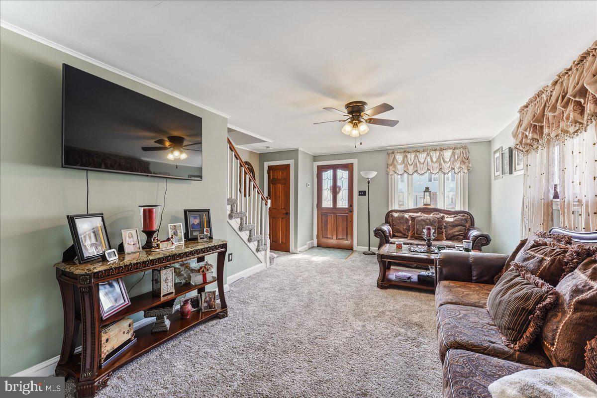 125 Orchard Road Ridley Park, PA 19078 - Photo 5 of 41