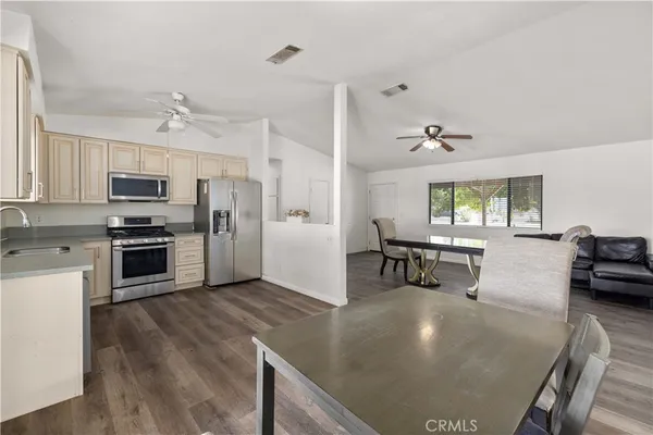 $679,900 | 38617 95th Street East, Palmdale, CA 93591