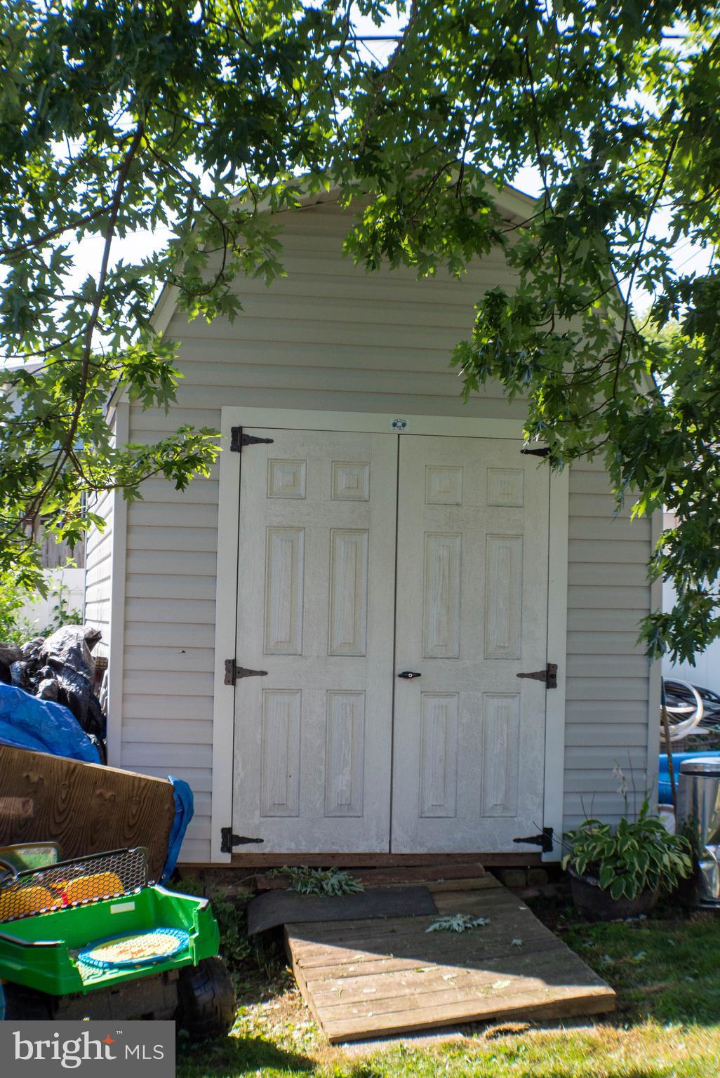 1409 Mt Airy Road Baltimore, MD 21237 - Photo 26 of 42 New shed
