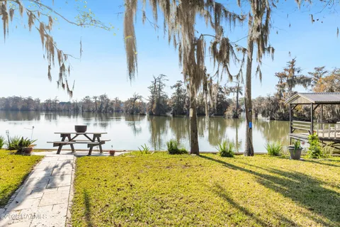 $549,000 | 319 South Wilderness Road, Port Barre, LA 70577