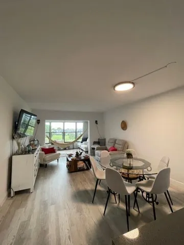 $1,600 | 1020 Country Club Drive, Unit 406, Margate, FL 33063