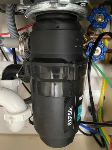 $1,600 | 1020 Country Club Drive, Unit 406, Margate, FL 33063