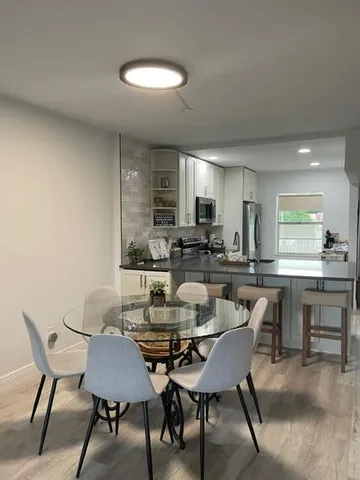 $1,600 | 1020 Country Club Drive, Unit 406, Margate, FL 33063