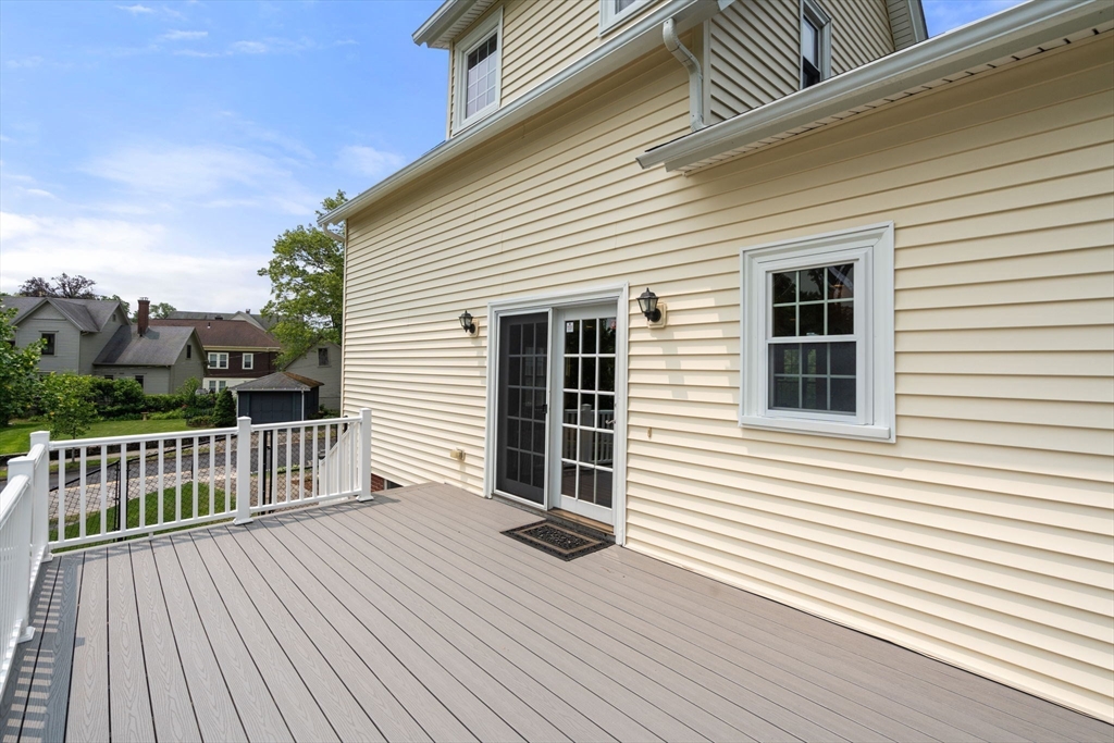 4 Hadwen Road Worcester, MA 01602 - Photo 28 of 37