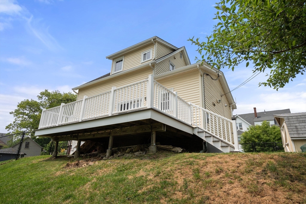 4 Hadwen Road Worcester, MA 01602 - Photo 32 of 37
