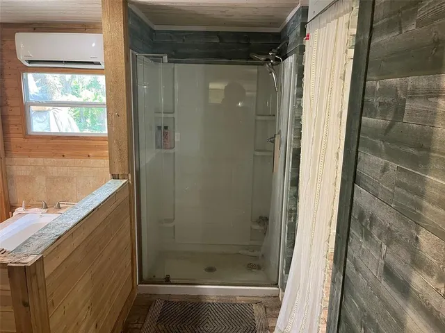 $375,000 | 38250 Collins Avenue, Zephyrhills, FL 33542