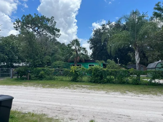 $375,000 | 38250 Collins Avenue, Zephyrhills, FL 33542