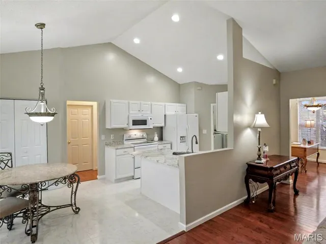 $408,000 | 2645 Katrine Lake Drive, Belleville, IL 62221