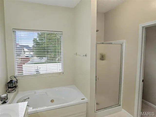 $408,000 | 2645 Katrine Lake Drive, Belleville, IL 62221