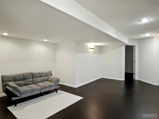 $408,000 | 2645 Katrine Lake Drive, Belleville, IL 62221