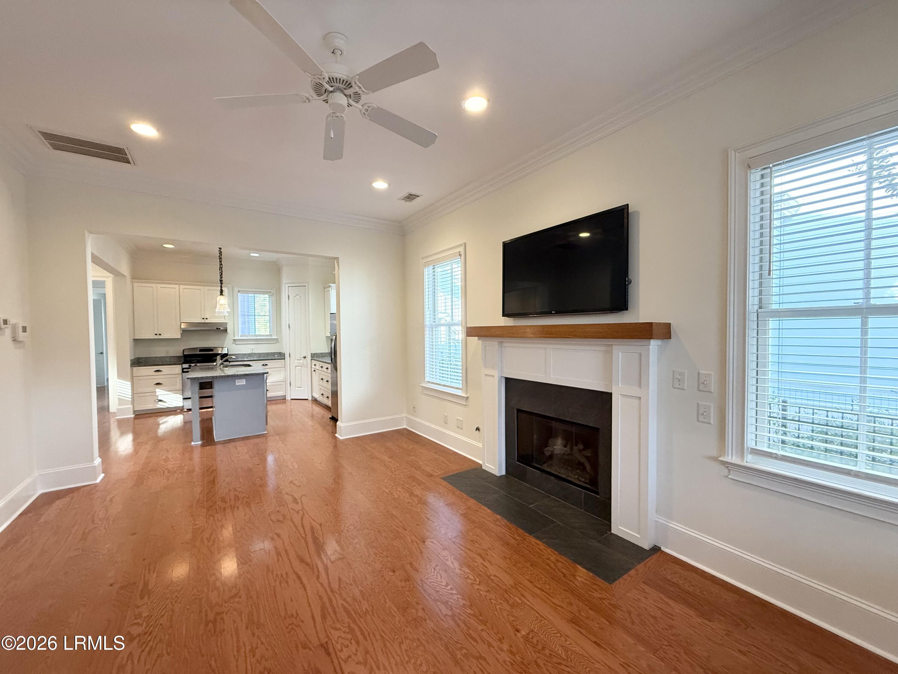 1604 Prince Street Beaufort, SC 29902 - Photo 9 of 58 IMG_5512